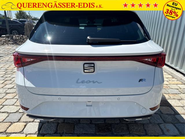 Seat / Leon Sportstourer / Wei&szlig; / / / 