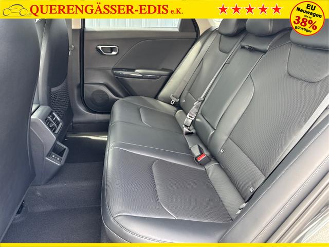 Kia / K4 Sportswagon / Grau / / / , Beispielbilder, ggf. teilweise mit Sonderausstattung