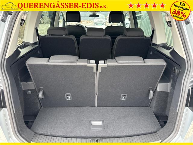 Volkswagen / Touran / Silber / / / 
