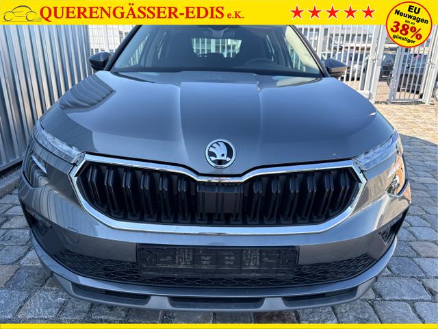 Skoda / Kamiq / Grau / / / 130 Jahre Premium Edition 1.5 TSI 150 PS DSG Anh&auml;ngerkupplung-AppleCarPlay-AndroidAuto-Winterpaket-Alcantara-DAB-Tempomat-Totwinkelassist-Kamera-SunSet-el.Heckklappe-17''Alu-Sofort, Beispielbilder, ggf. teilweise mit Sonderausstattung