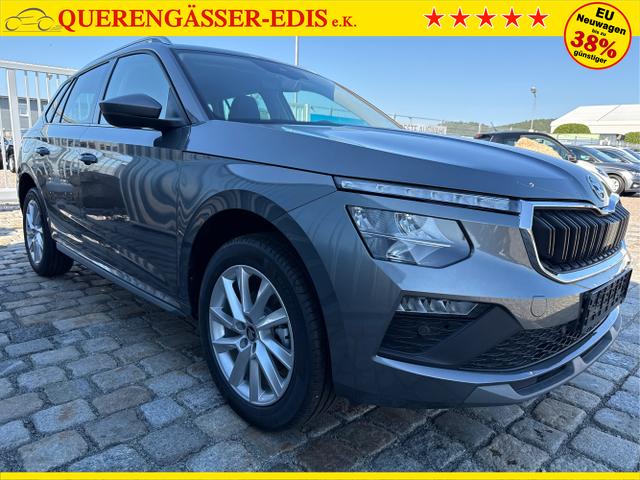 Skoda / Kamiq / Grau / / / 130 Jahre Premium Edition 1.5 TSI 150 PS DSG Anh&auml;ngerkupplung-AppleCarPlay-AndroidAuto-Winterpaket-Alcantara-DAB-Tempomat-Totwinkelassist-Kamera-SunSet-el.Heckklappe-17''Alu-Sofort, Beispielbilder, ggf. teilweise mit Sonderausstattung