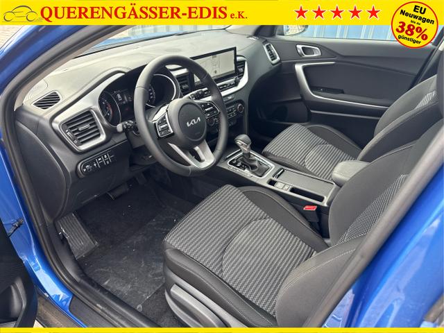 Kia / XCeed / Blau / / / STYLE MY26 1.6 T-GDI 150 PS -7DCT-Navi-SHZ-beheizbares Lenkrad-Klimaautomatik 2Zonen-LED-Kamera-PDC-16Alu-Sofort, Beispielbilder, ggf. teilweise mit Sonderausstattung