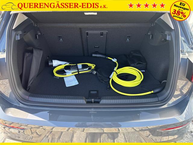 Volkswagen / Golf / Grau / / / VIII PRIME 1.5 TSI eHybrid PHEV 150 KW-Park Assist-R&uuml;ckfahrkamera-3 Zonen Climatronic-Wireless App Connect-Sofort, Beispielbilder, ggf. teilweise mit Sonderausstattung