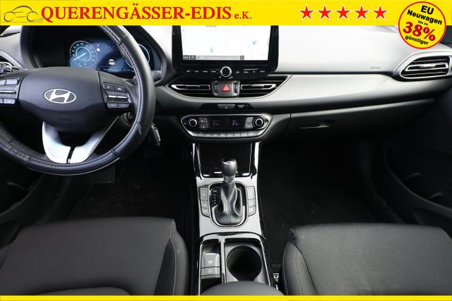 Hyundai i30 Advantage 1.5 T-GDI 140 DCT LED NAV KAM SHZ 