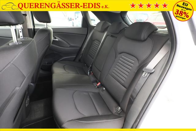 Hyundai i30 Advantage 1.5 T-GDI 140 DCT LED NAV KAM SHZ 