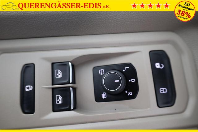 Volkswagen T7 Multivan Style TDI DSG KÜ, Pano, AHK, IQ.Light, 18-Zoll, el. Türen 