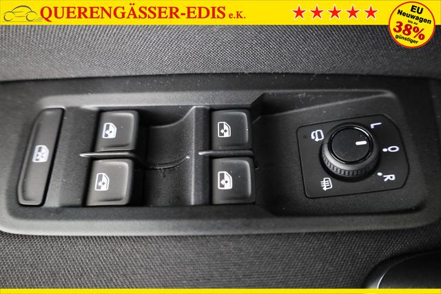 Volkswagen Touran Comfortline BMT/Start-Stopp 1.5 TSI DSG Comfortline, 7-Sitzer, AHK, easyOpen, Navi, Winterpaket 
