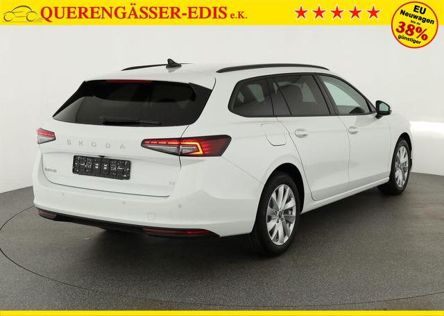 Skoda Superb Combi 1.5 TSI iV 150kW Selection DSG Selection, AHK, Matrix, Side, el. Klappe, Navi 