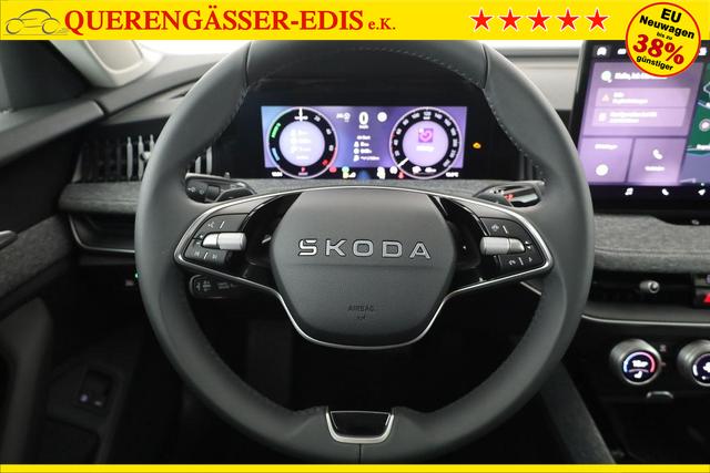 Skoda Superb Combi 1.5 TSI iV 150kW Selection DSG Selection, AHK, Matrix, Side, el. Klappe, Navi 