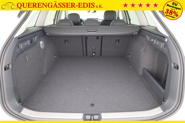 Skoda Superb Combi 1.5 TSI iV 150kW Selection DSG Selection, AHK, Matrix, Side, el. Klappe, Navi 