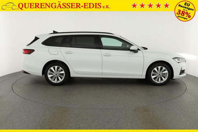 Skoda Superb Combi 1.5 TSI iV 150kW Selection DSG Selection, AHK, Matrix, Side, el. Klappe, Navi 