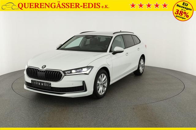 Skoda Superb Combi 1.5 TSI iV 150kW Selection DSG Selection, AHK, Matrix, Side, el. Klappe, Navi 