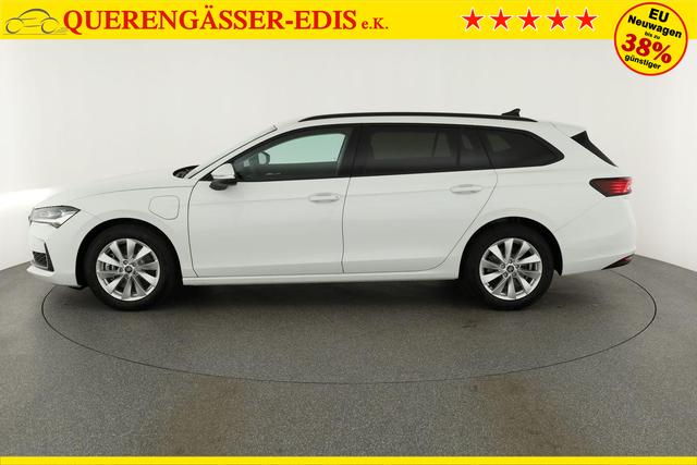 Skoda Superb Combi 1.5 TSI iV 150kW Selection DSG Selection, AHK, Matrix, Side, el. Klappe, Navi 
