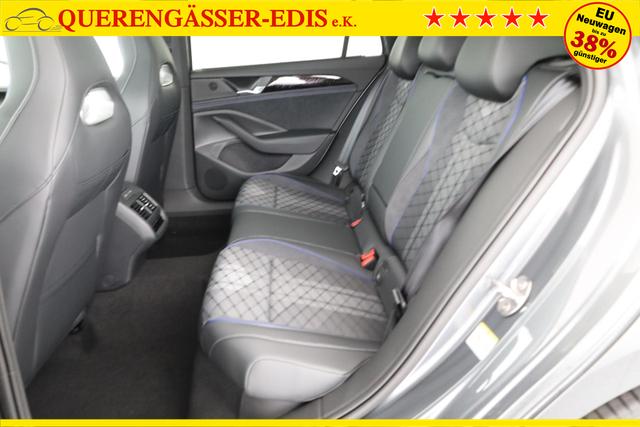 Volkswagen Passat Variant 1.5 TSI eHybrid 200 kW R-Line R-LINE, Pano, 19-Zoll, IQ.Light 