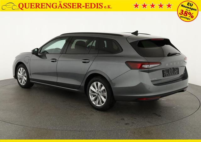 Skoda Superb Combi 1.5 TSI iV 150kW Selection DSG Selection, AHK, Matrix, Side, el. Klappe, Navi 
