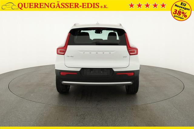 Volvo XC40 Core 2WD B3 Mild-Hybrid Core, Navi, Thors Hammer, Winter, Kamera, el. Klappe 