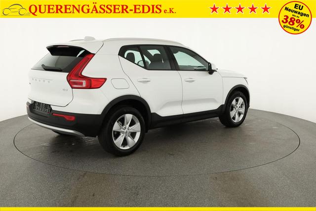 Volvo XC40 Core 2WD B3 Mild-Hybrid Core, Navi, Thors Hammer, Winter, Kamera, el. Klappe 