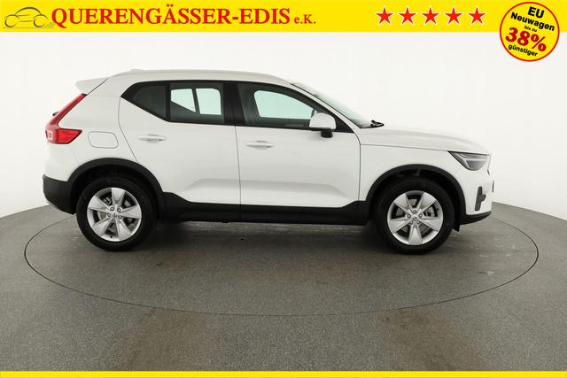 Volvo XC40 Core 2WD B3 Mild-Hybrid Core, Navi, Thors Hammer, Winter, Kamera, el. Klappe 