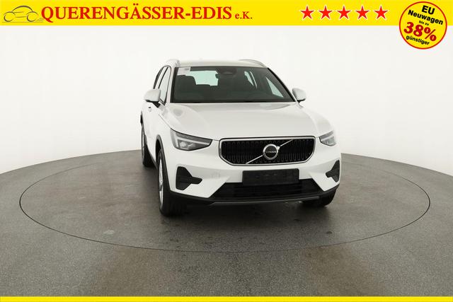 Volvo XC40 Core 2WD B3 Mild-Hybrid Core, Navi, Thors Hammer, Winter, Kamera, el. Klappe 