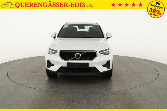 Volvo XC40 Core 2WD B3 Mild-Hybrid Core, Navi, Thors Hammer, Winter, Kamera, el. Klappe 