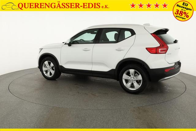 Volvo XC40 Core 2WD B3 Mild-Hybrid Core, Navi, Thors Hammer, Winter, Kamera, el. Klappe 