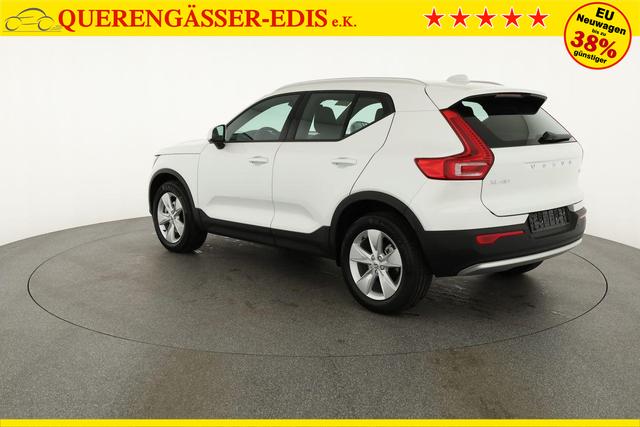 Volvo XC40 Core 2WD B3 Mild-Hybrid Core, Navi, Thors Hammer, Winter, Kamera, el. Klappe 