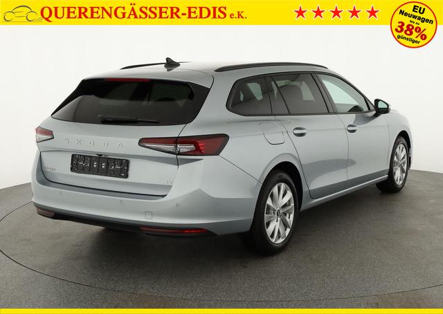 Skoda Superb Combi 1.5 TSI iV 150kW Selection DSG Selection, AHK, Matrix, Side, el. Klappe, Navi 
