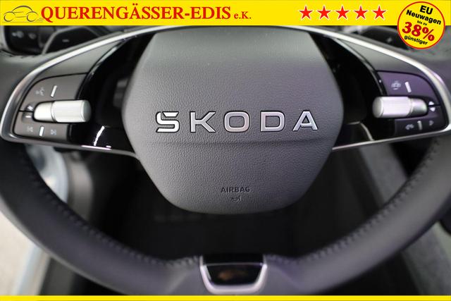 Skoda Superb Combi 1.5 TSI iV 150kW Selection DSG Selection, AHK, Matrix, Side, el. Klappe, Navi 