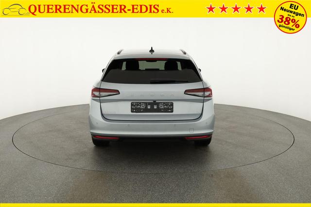 Skoda Superb Combi 1.5 TSI iV 150kW Selection DSG Selection, AHK, Matrix, Side, el. Klappe, Navi 