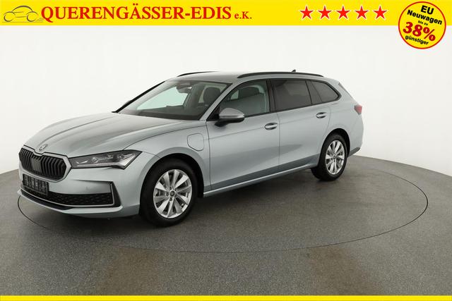 Skoda Superb Combi 1.5 TSI iV 150kW Selection DSG Selection, AHK, Matrix, Side, el. Klappe, Navi 