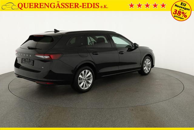 Skoda Superb Combi 1.5 TSI iV 150kW Selection DSG Selection, AHK, Matrix, Side, el. Klappe, Navi 