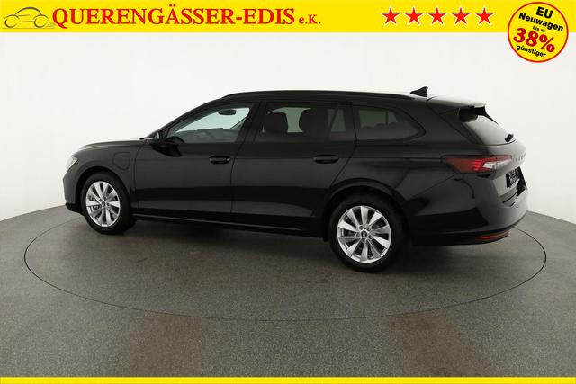 Skoda Superb Combi 1.5 TSI iV 150kW Selection DSG Selection, AHK, Matrix, Side, el. Klappe, Navi 