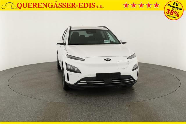 Hyundai KONA Trend Elektro 2WD EV 64kWh Style, Navi, HuD, Wärmepumpe, Kamera, Sitzheizung 