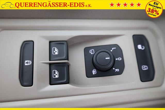 Volkswagen T7 California Beach Camper TDI DSG, 18-Zoll, ArtVelour, Markise, AHK, IQ.Light, Standheizung 