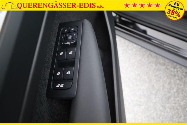 Volvo XC40 Core 2WD B3 Mild-Hybrid Core, AHK, Navi, LED, Winter, Kamera, el. Klappe 