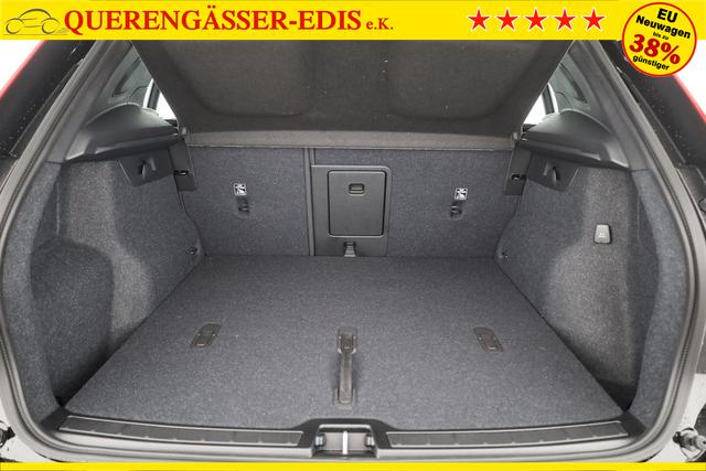 Volvo XC40 Core 2WD B3 Mild-Hybrid Core, Navi, LED, Winter, Kamera, el. Klappe 