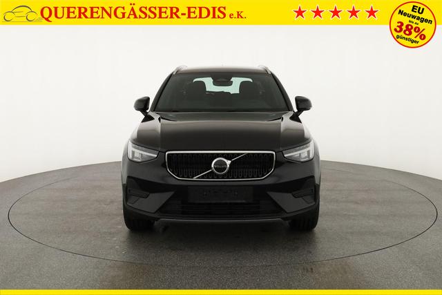 Volvo XC40 Core 2WD B3 Mild-Hybrid Core, Navi, LED, Winter, Kamera, el. Klappe 