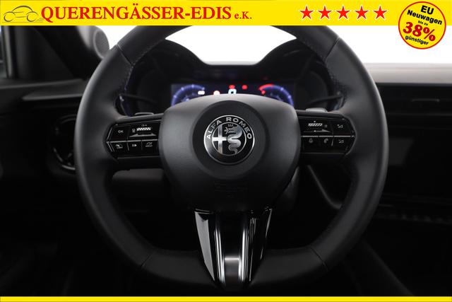 Alfa Romeo Junior Ibrida 1.2 VGT 48V-Hybrid (100kW) Speciale Speciale, 18-Zoll, Kamera, el. Klappe, Sitzheizung 