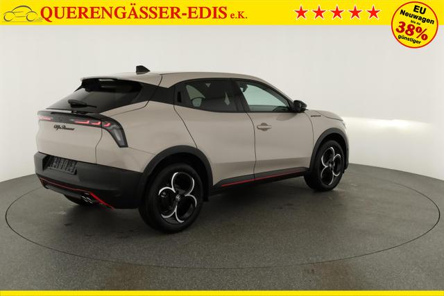 Alfa Romeo Junior Ibrida 1.2 VGT 48V-Hybrid (100kW) Speciale Speciale, 18-Zoll, Kamera, el. Klappe, Sitzheizung 