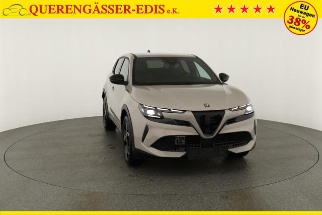 Alfa Romeo Junior Ibrida 1.2 VGT 48V-Hybrid (100kW) Speciale Speciale, 18-Zoll, Kamera, el. Klappe, Sitzheizung 