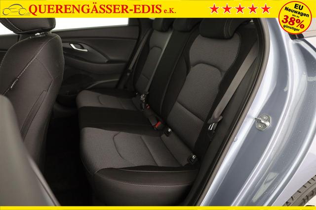 Hyundai i30 Kombi 1.5 T-GDI DCT Family, Navi. LED, Kamera, Winter, 17-Zoll 