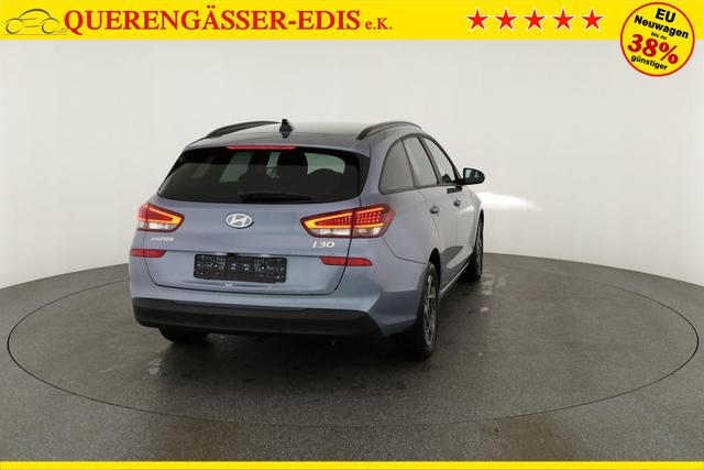 Hyundai i30 Kombi 1.5 T-GDI DCT Family, Navi. LED, Kamera, Winter, 17-Zoll 