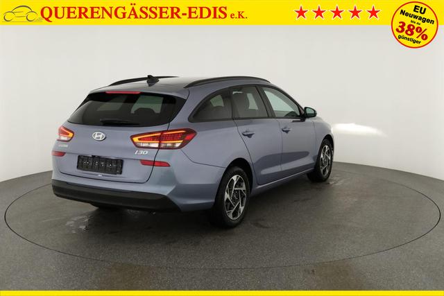 Hyundai i30 Kombi 1.5 T-GDI DCT Family, Navi. LED, Kamera, Winter, 17-Zoll 