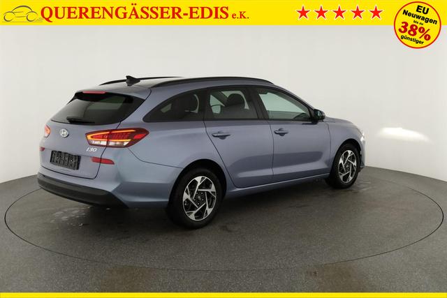 Hyundai i30 Kombi 1.5 T-GDI DCT Family, Navi. LED, Kamera, Winter, 17-Zoll 
