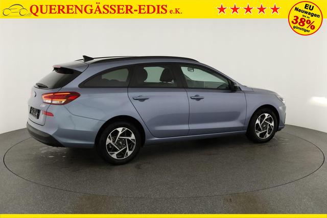 Hyundai i30 Kombi 1.5 T-GDI DCT Family, Navi. LED, Kamera, Winter, 17-Zoll 
