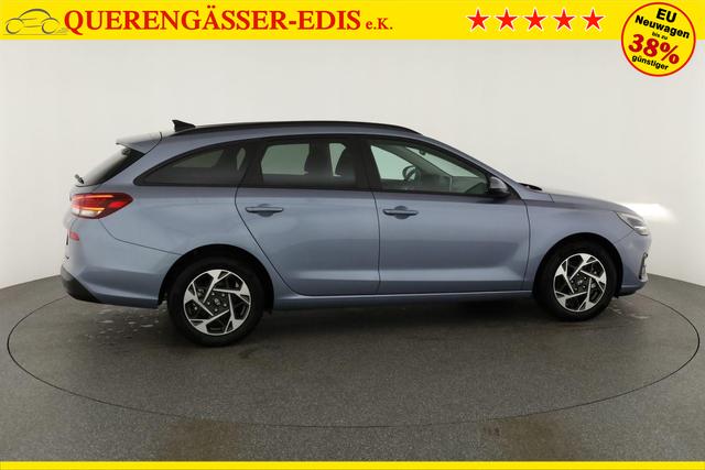 Hyundai i30 Kombi 1.5 T-GDI DCT Family, Navi. LED, Kamera, Winter, 17-Zoll 