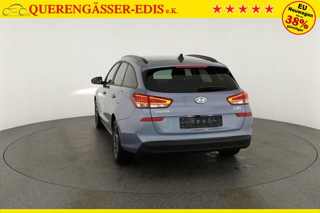 Hyundai i30 Kombi 1.5 T-GDI DCT Family, Navi. LED, Kamera, Winter, 17-Zoll 