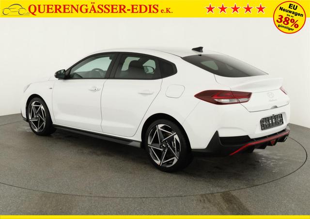 Hyundai i30 N Line 1.5 T-GDI DCT Fastback N-LINE, Navi, 18-Zoll, Kamera, LED, Winter 