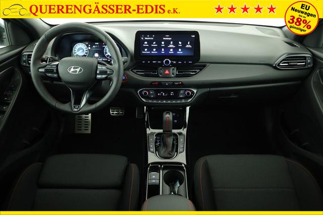 Hyundai i30 N Line 1.5 T-GDI DCT Fastback N-LINE, Navi, 18-Zoll, Kamera, LED, Winter 