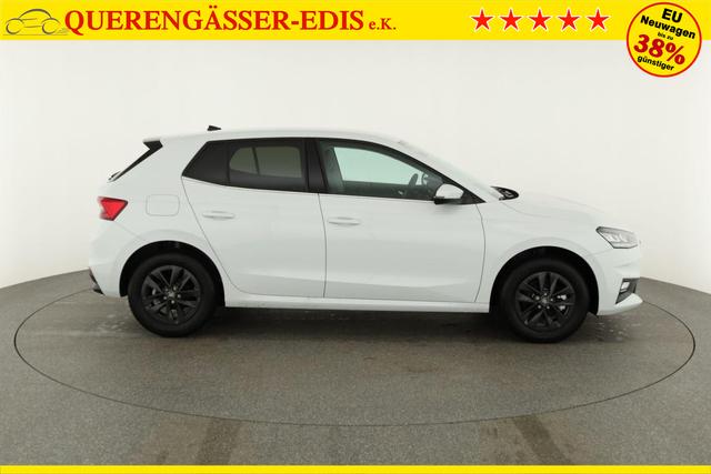 Skoda Fabia Selection 1.0 TSI DSG Selection, 15-Zoll schwarz, Winter, Ladeboden 